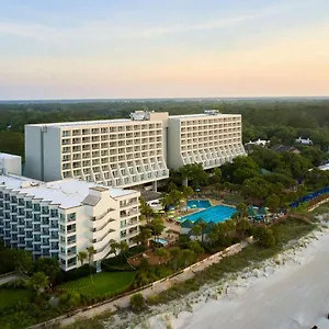 Курортный комплекс Hilton Beachfront & *****